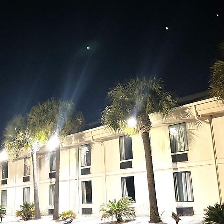 Regency Inn & Suites Pensacola Extérieur photo