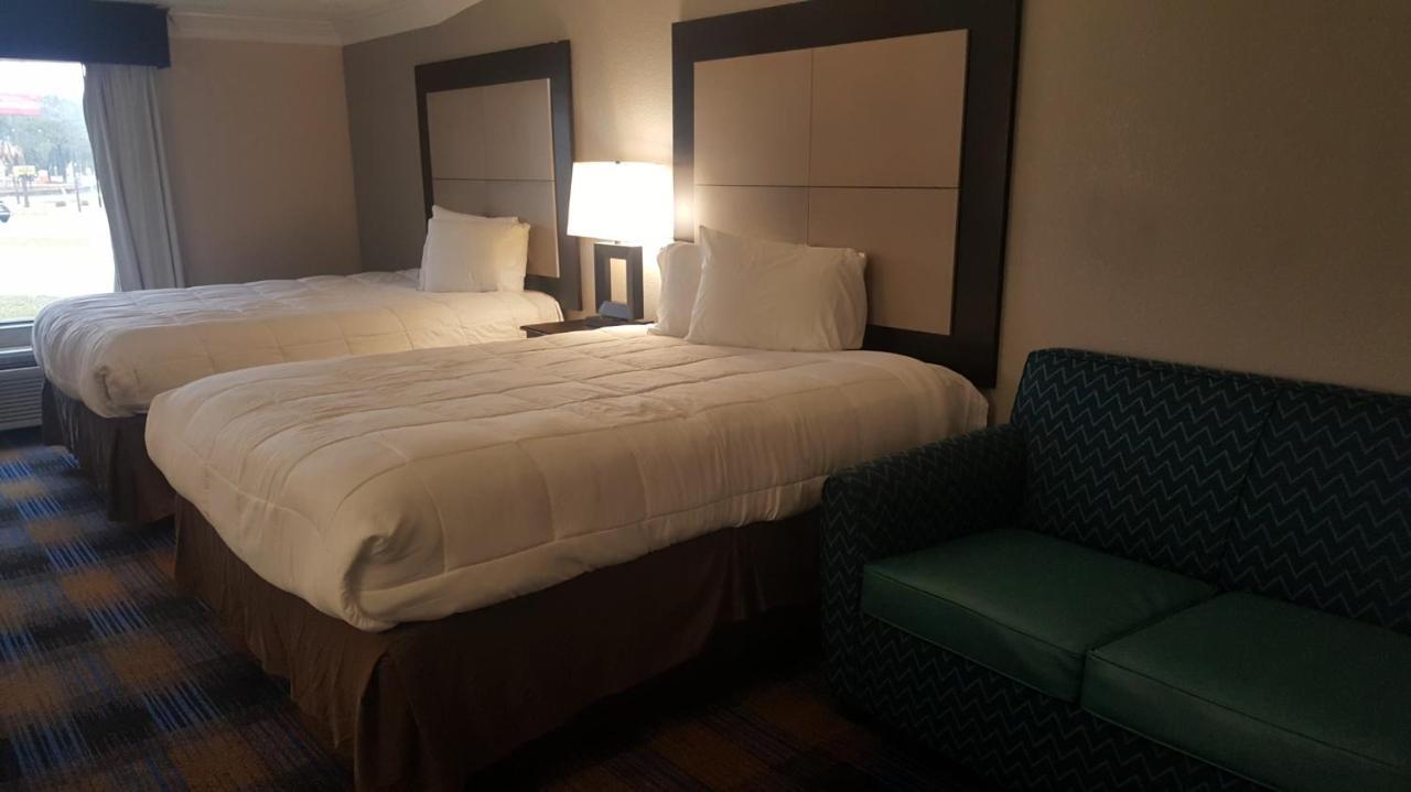 Regency Inn & Suites Pensacola Extérieur photo