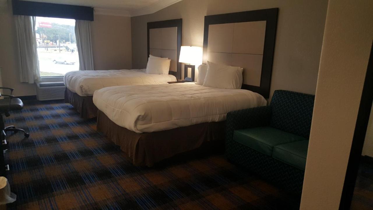 Regency Inn & Suites Pensacola Extérieur photo